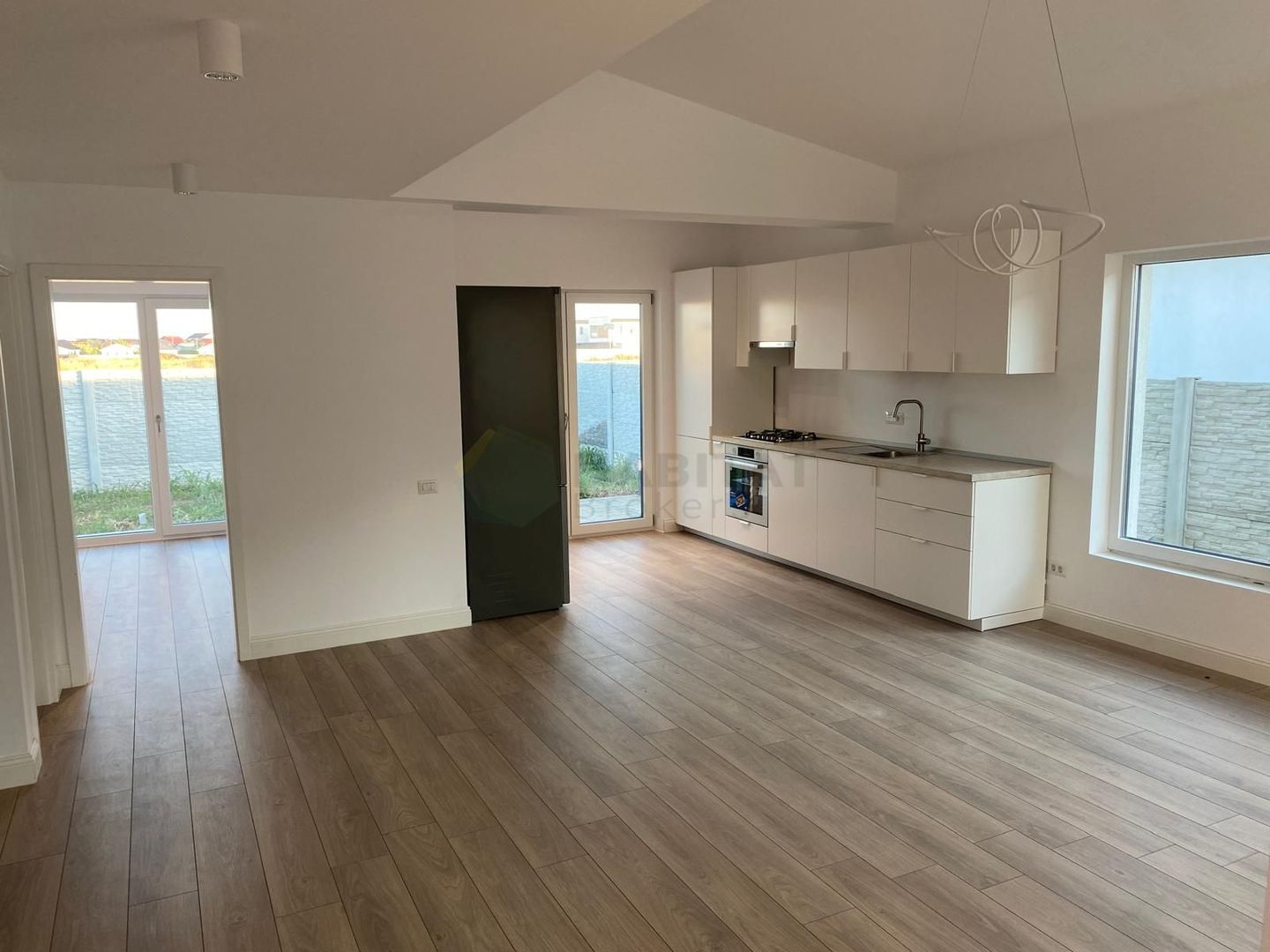 Casă pe parter | AeroCity Tunari | 189.000 € - Poză 1