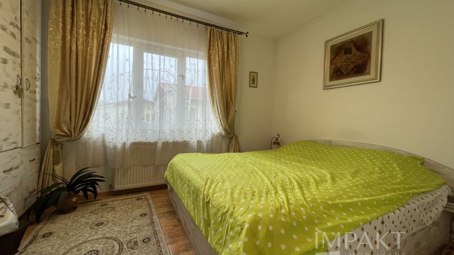 Duplex cochet P+E cu 4 camere aflat in Floresti (strada privata) - Poză 12