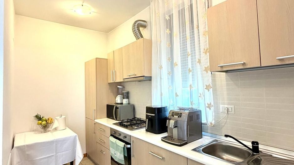 Apartament 3 camere - etaj 1 - mobilat - Dumbravita - Poză 4