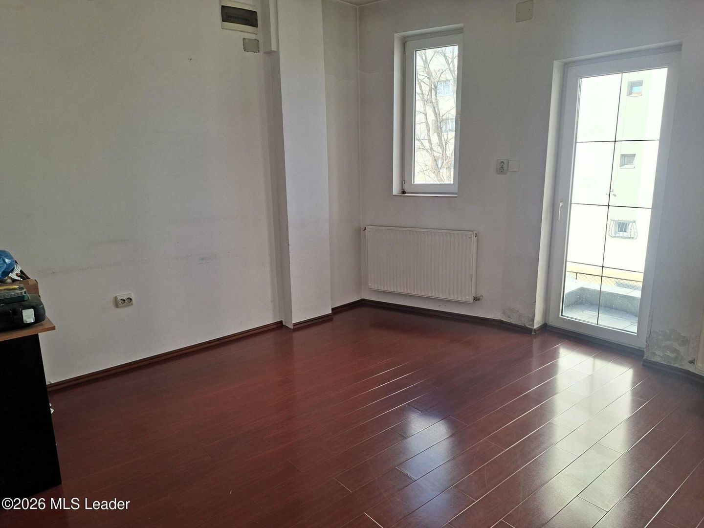 Vila cu 10 camere, destinatie rezidentiala / birouri - Poză 13