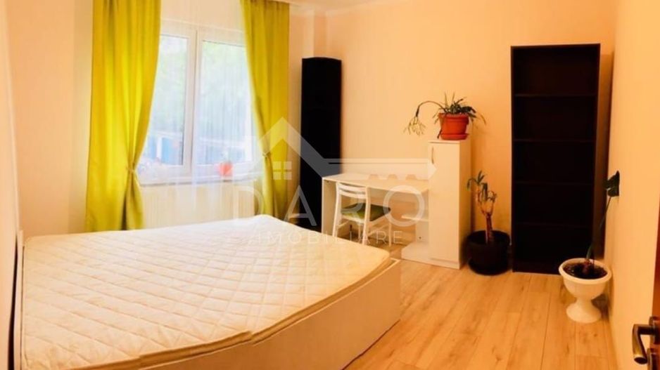 Vand apartament cu 3 camere in Tudor - Poză 1