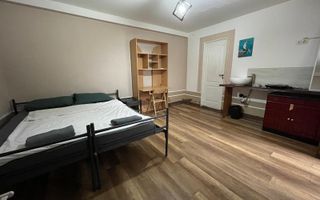 Clădire ultracentrală ideală pentru investitie! - Poză 2