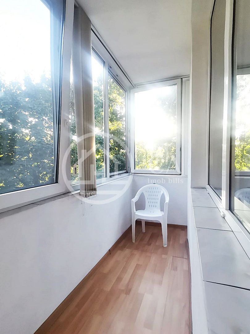 Apartament de vânzare cu 4 camere în zona Iosia, Oradea - Poză 12