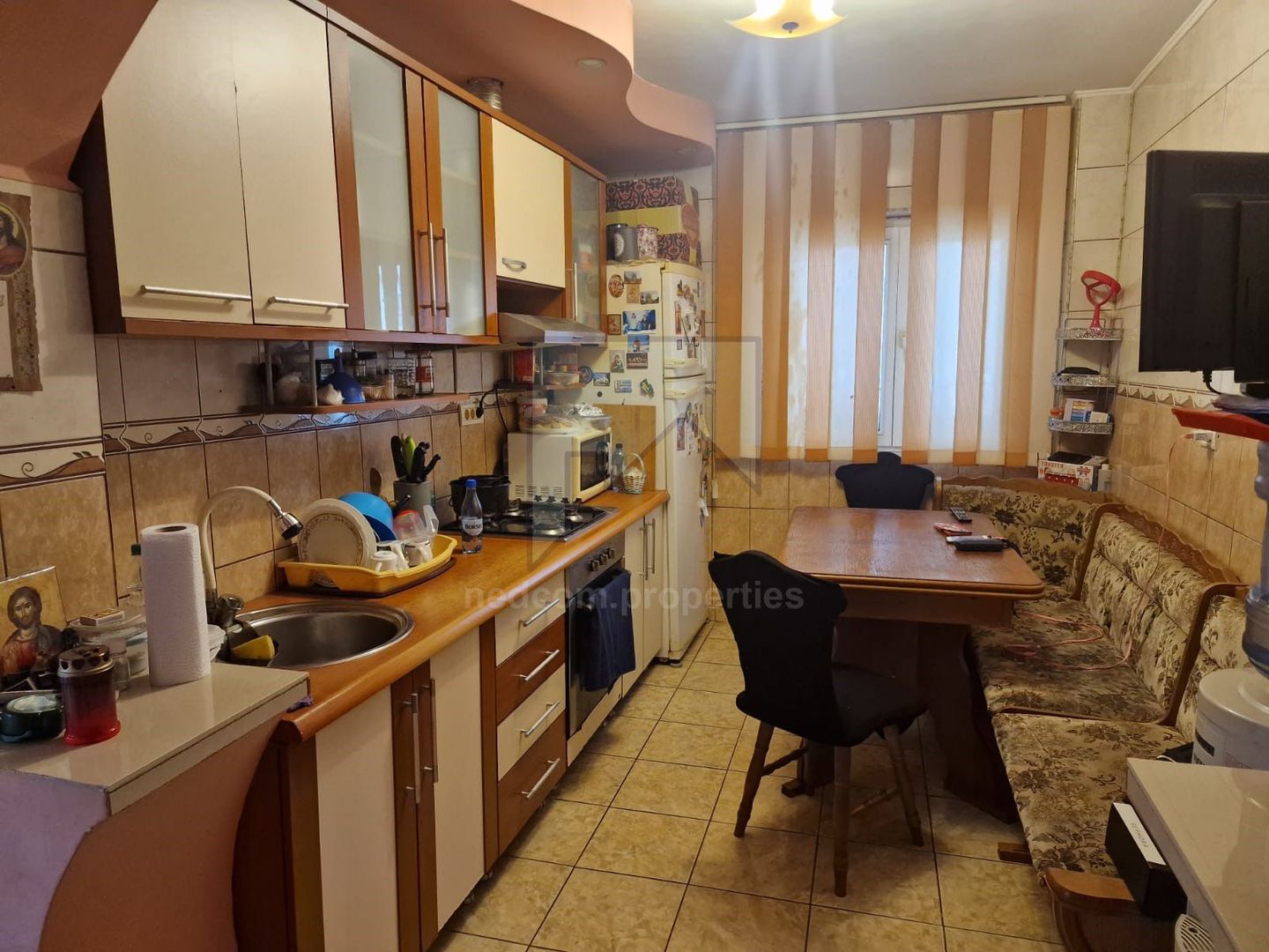 Vanzare apartament 4 camere - Dumbrava Noua - Poză 1