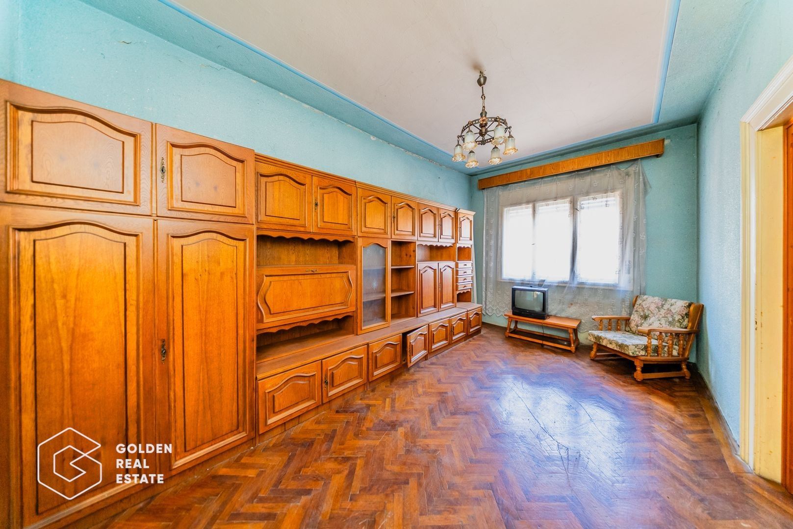 Casa individula cu 5 camere, zona central - Poză 9