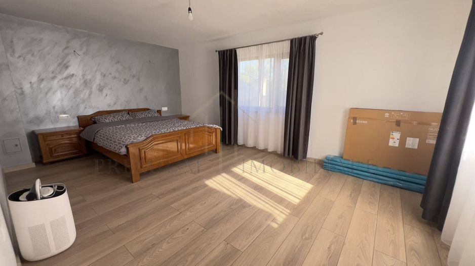 Casa de vanzare la 13 km de Onesti - Poză 7