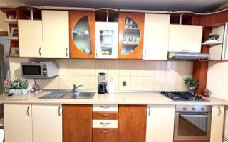 Apartament cu 3 camere in zona strazii Gorunului ! - Poză 4