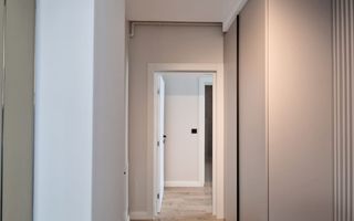 Apartament lux 80 mp utili 3 camere 2 bai si parcare subterana - Poză 9