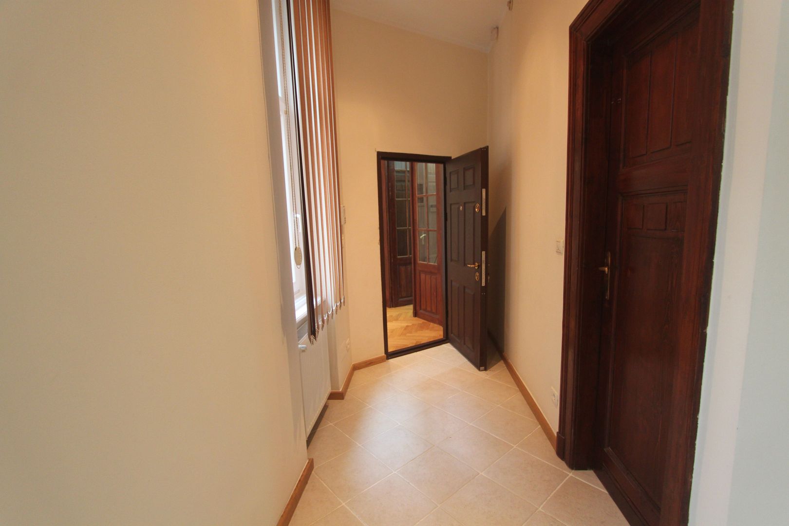 Apartament pretabil birou - Piata Victoriei - Poză 28