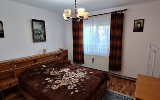 APARTAMENT DE VANZARE ETAJ 2/4 DECOMANDAT ZONA 1 MAI - Poză 3