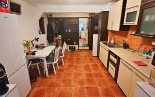 BRASADAS vinde ap 2 cam etaj 1/4 in Carpati 2. - Poză 7