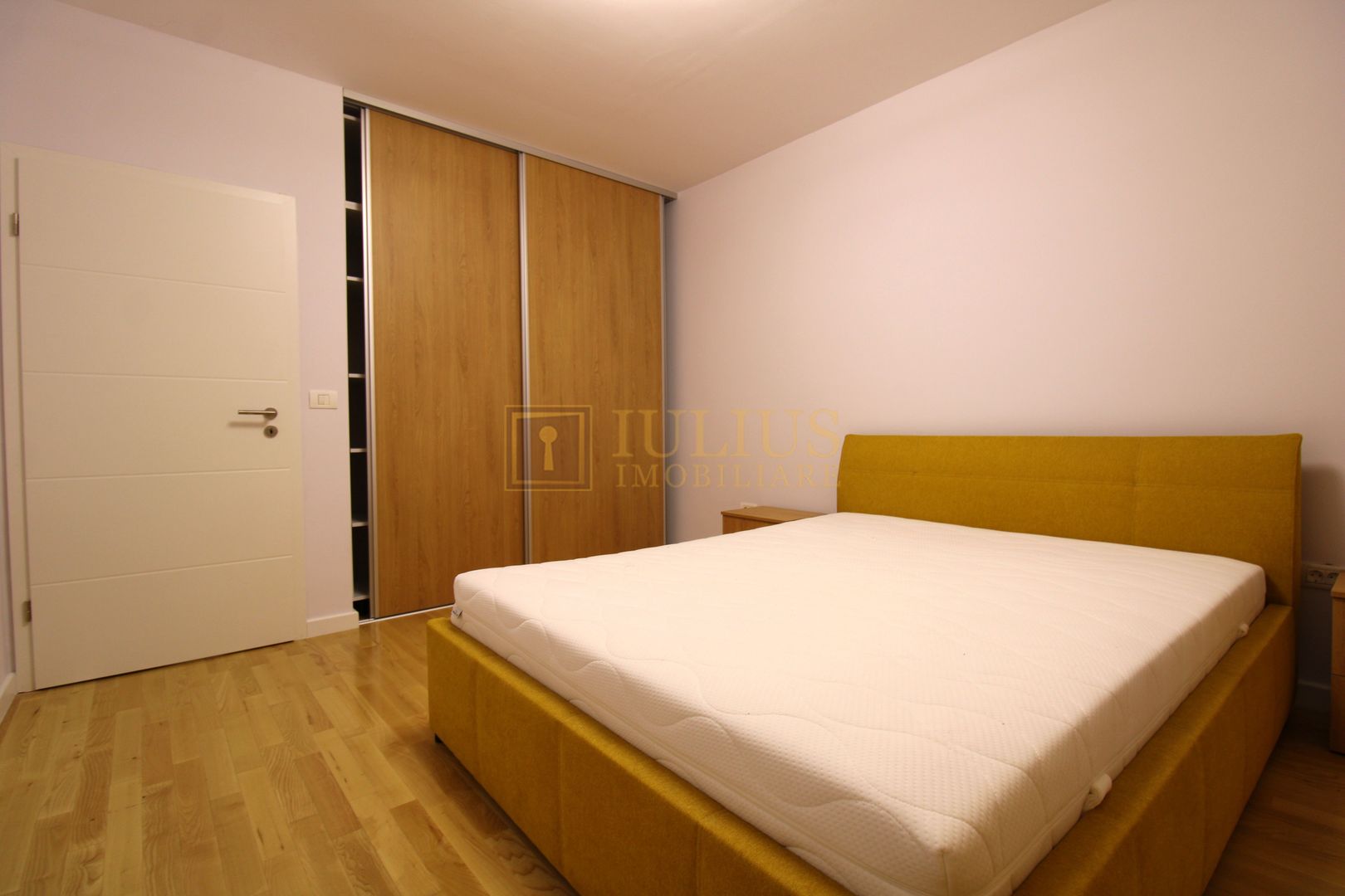 Casa in Ghiroda, 5 camere, 2 bai. - Poză 11