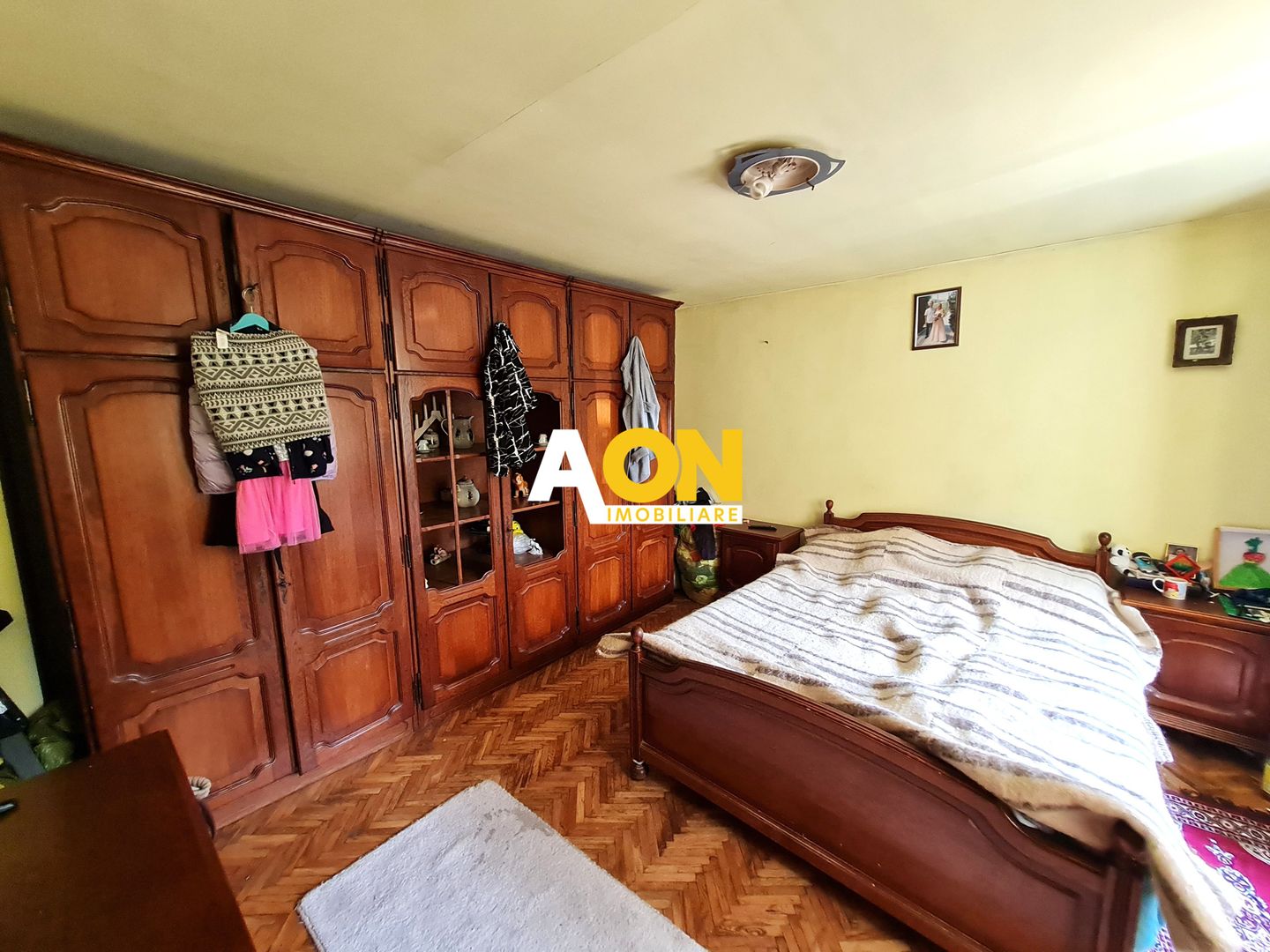Casa 3 camere, 123mp, Teren 792 mp, Centru - Poză 1