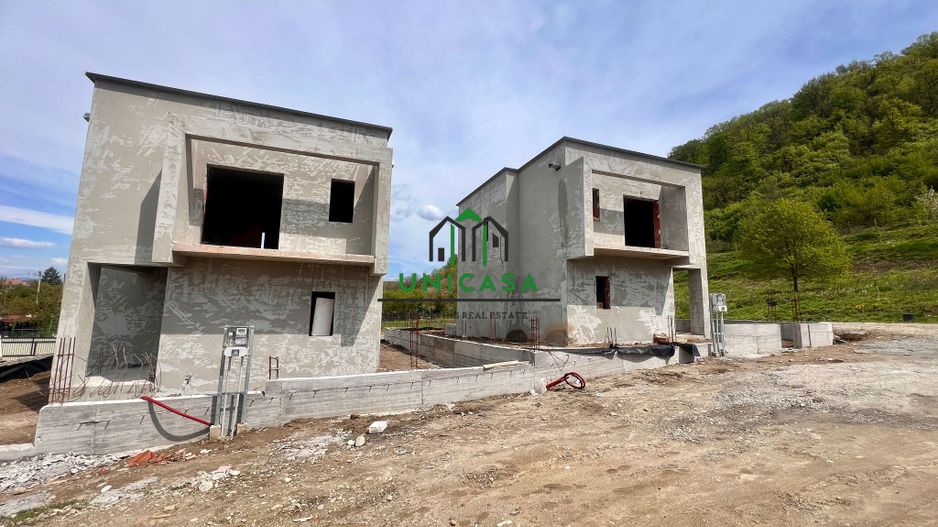 Casă individuală de vânzare/Goranu,/Confort Premium - Poză 5