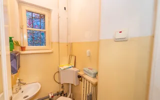 Casa de vanzare, 138 mpu, 244 teren, curte, garaj, Cartierul Domenii - Poză 14