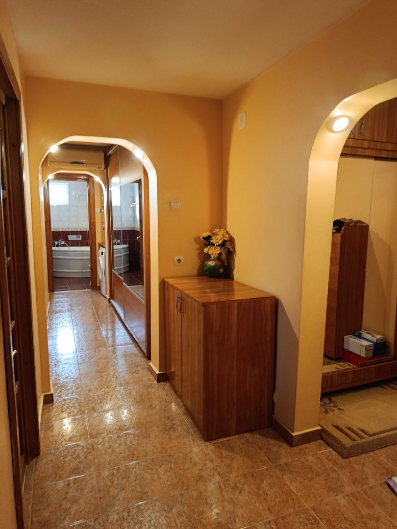 🏡 Acasă în inima orașului – 3 camere, zona Pompieri - Poză 1