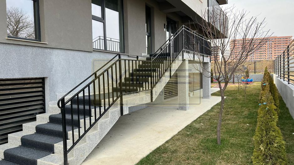 Apartament NOU 3 camere 2 bai, parcare privata zona  Copou - Poză 3
