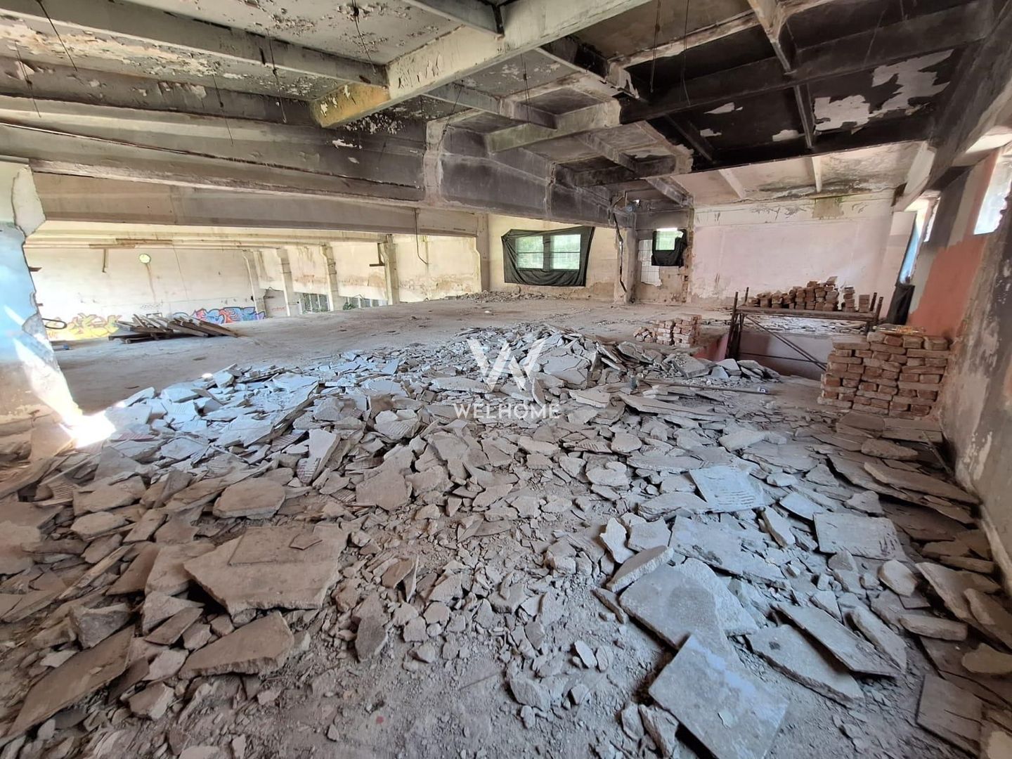 De vânzare – Spațiu versatil, ideal investiție, zonă centrală - Poză 8