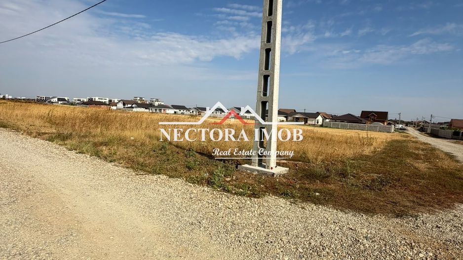 NECTORA IMOB-Teren Intravilan 1136mp, Santandrei,Utilitati, Front mare - Poză 1