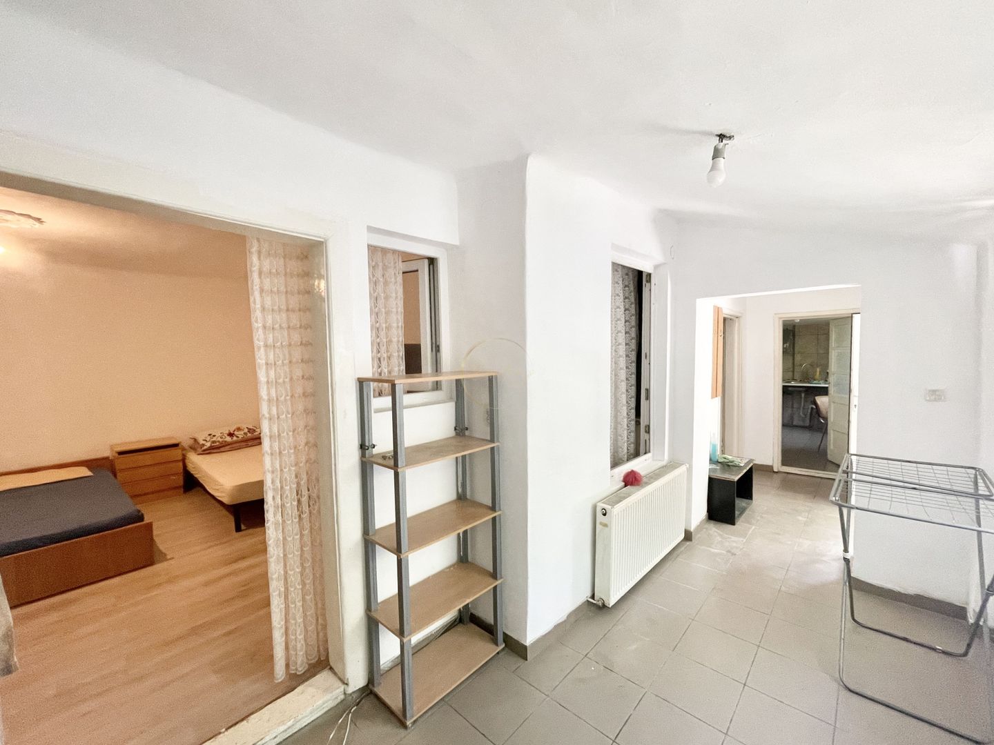 Casa 2 camere - Lipovei | centrala proprie | PENTRU FIRME/MUNCITORI/STRAINI - Poză 1