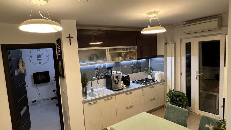 Apartament 2 camere RENOVAT | GORJULUI - Poză 1