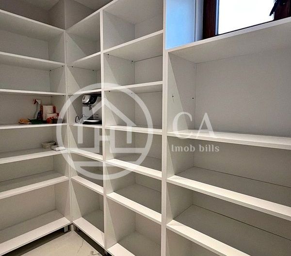 Apartament de închiriat cu 3 camere în zona ULTRACENTRALĂ, Oradea - Poză 17