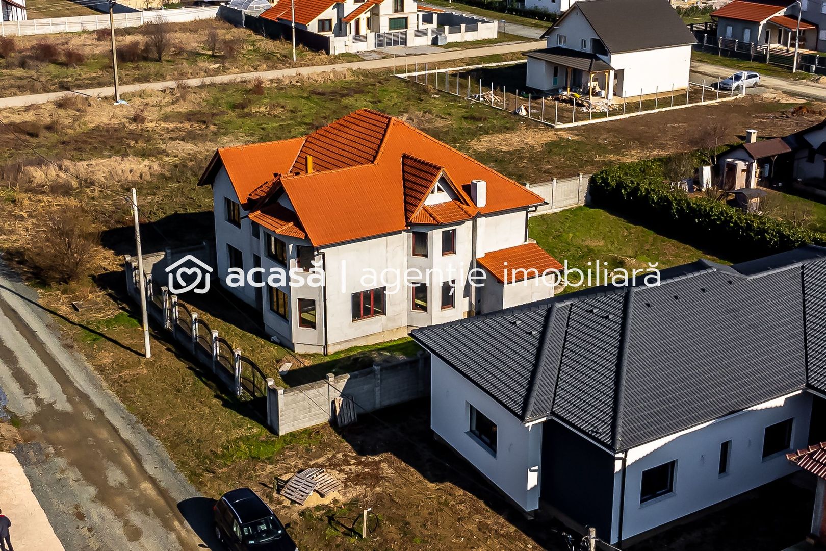 Preț competitiv - Vilă generoasă in cartierul Europa - Poză 3