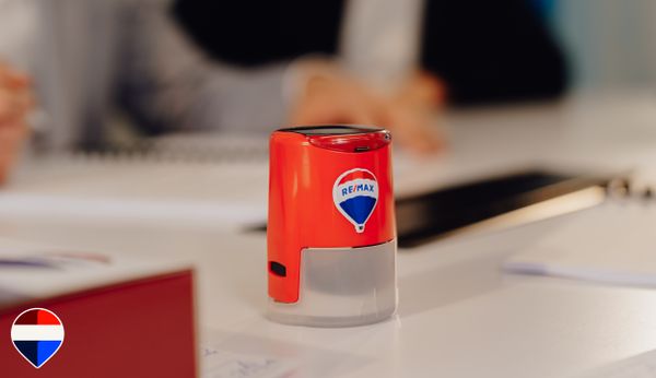 RE/MAX Moldova consolidează rețeaua prin resemnarea contractului de franciză cu RE/MAX Total
