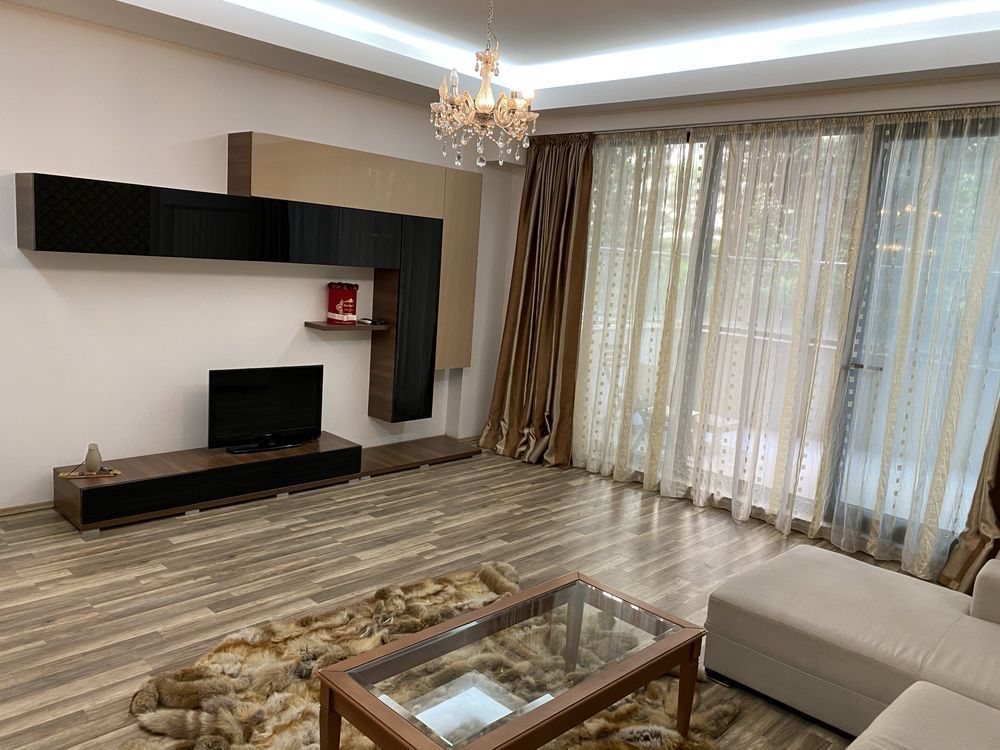 Studio in zona Herastrau - Poză 1