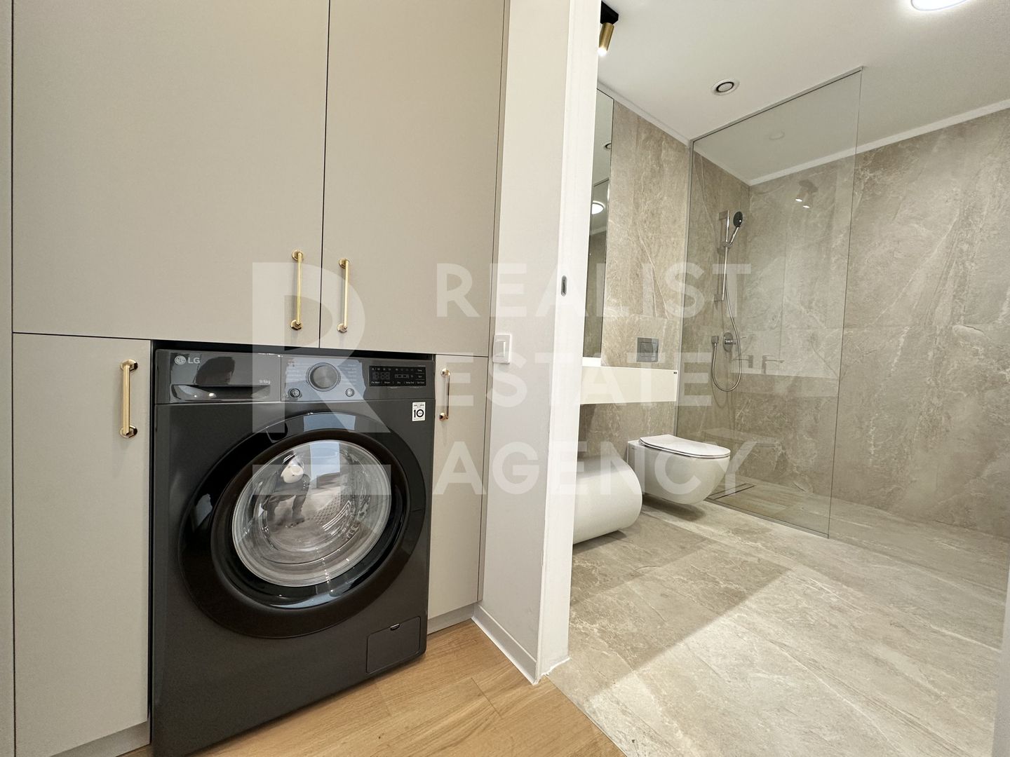 Studio dublu - One Lake Club - Poză 5