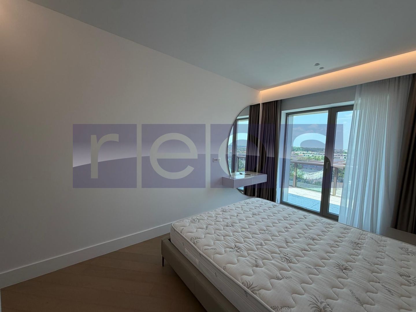 VANZARE APARTAMENT 101MP | 3 CAMERE | MOBILAT-UTILAT LUX | TERASA 26MP - Poză 25