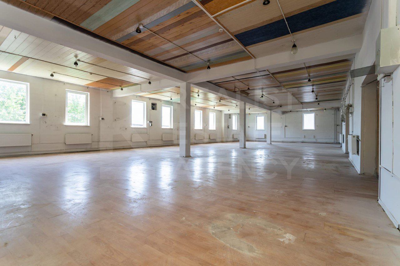 Vânzare, depozit, 700 mp, strada Uzinelor, Ciocana - Poză 2