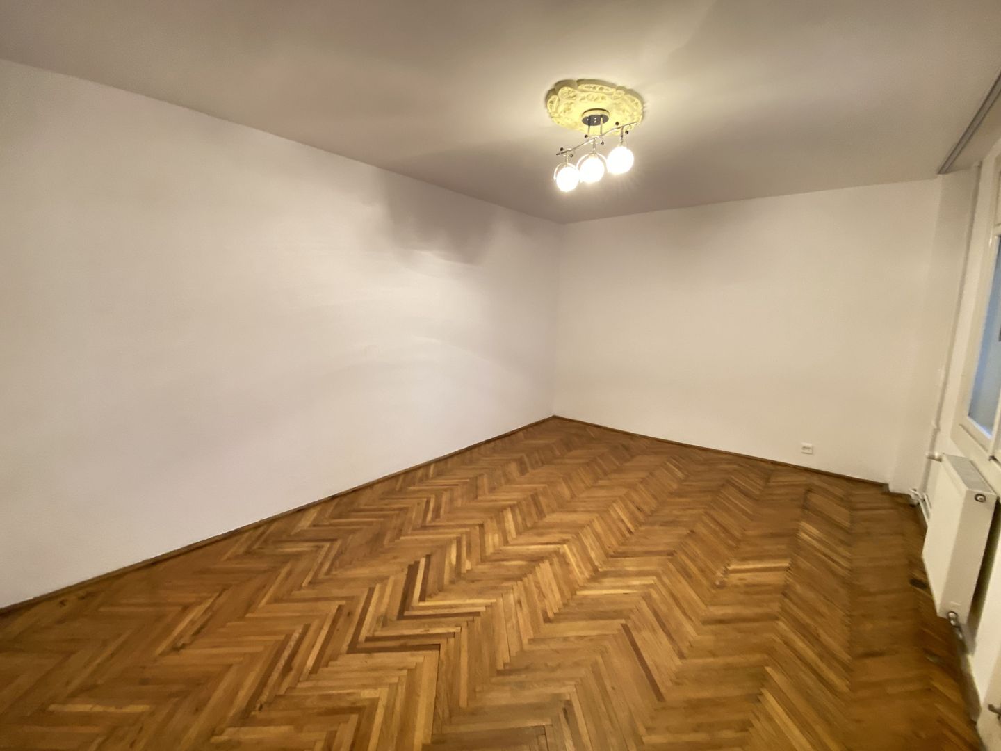 Apartament 2 Camere, Decomandate, Etaj 1, Centrala, Fabric, Comision 0 - Poză 5