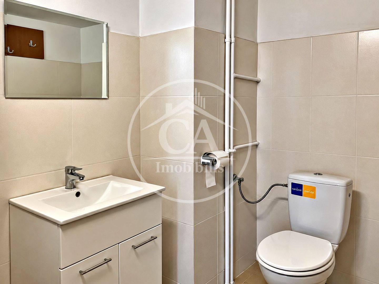 Spatiu comercial ultracentral de închiriat  Oradea - Poză 8