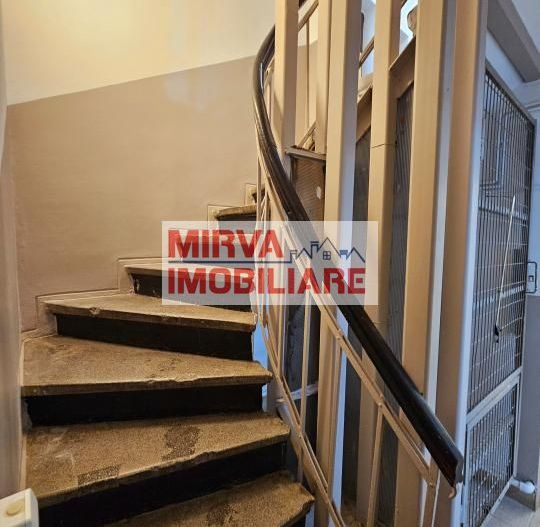 🏢 Spațiu de birouri – 5 camere, 3 băi – Mansardă vilă, Central - Poză 62