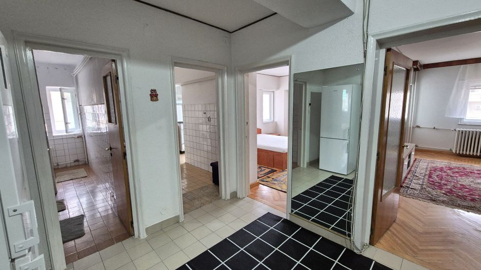 Apartament cu 2 camere - piata Unirii - Poză 4