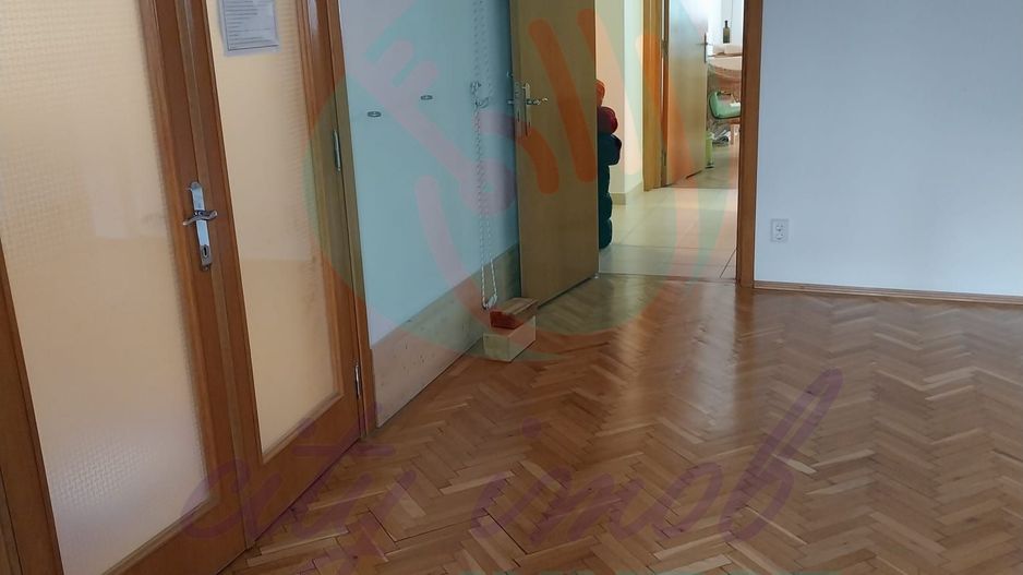 4 camere Decebal – Piața Muncii | Parter ideal firmă | 97 mp - Poză 2