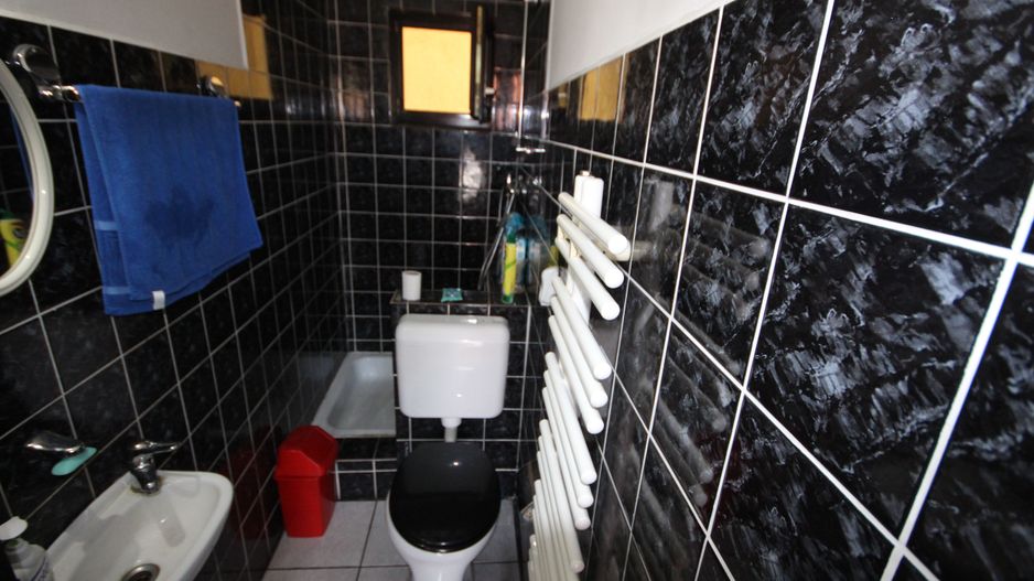 Imobil cu destinatie mixta - Poză 26