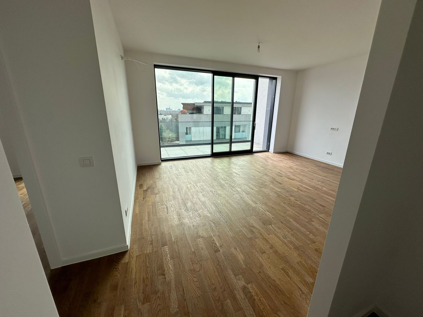 Apartament 3 camere - Complex The Ivy - loc parcare - Poză 2