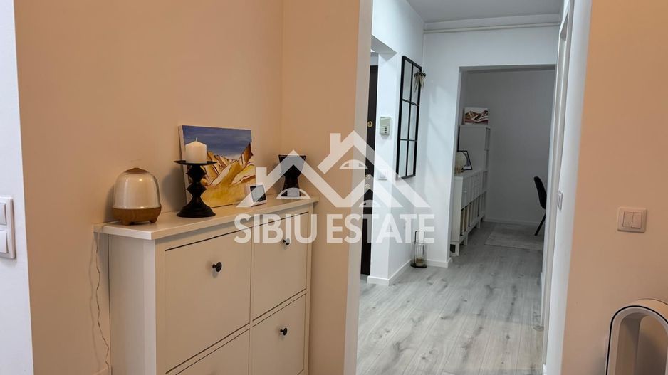 Apartament 3 camere 2 bai, pivita recent renovat-in Sibiu M.Viteazul - Poză 17