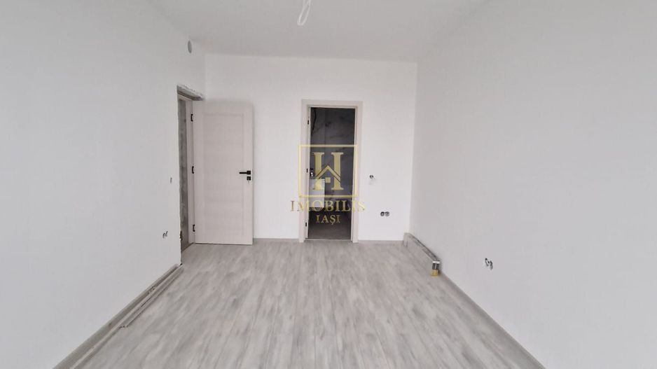 Apartament 3 camere MUTARE IMEDIATA 80 mp Copou 150000 euro - Poză 3