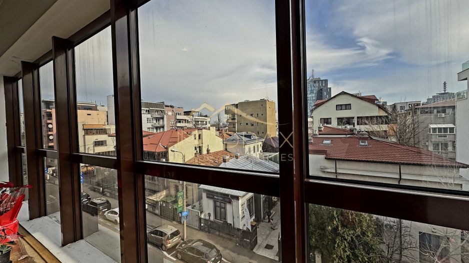 Apartament Elegant de Vânzare – 5 Camere/ 3 Băi, *Arcul de Triumf* - Poză 3