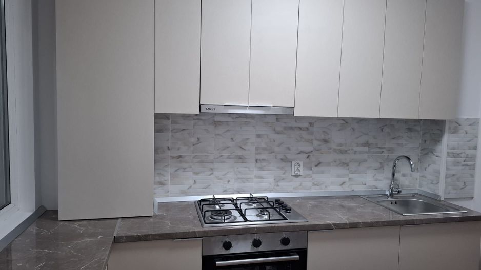 URGENT!, renovat complet, vedere spate, mobilat/utilat modern, liber - Poză 12