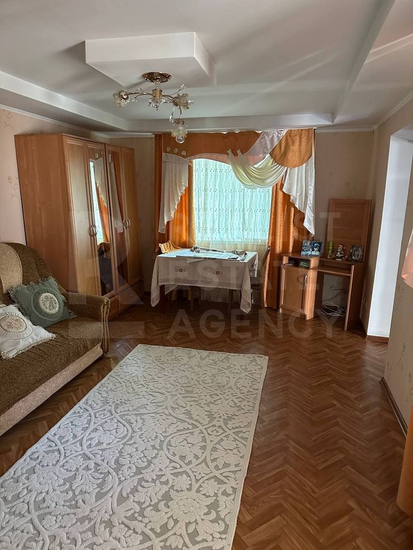 Vânzare 2 case pe un teritoriu, situată pe satul. Marandeni. - Poză 3