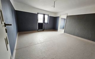 Vila Tătărani - 280 mp utili - 500 mp Teren - 8 Camere + 4 Băi - Poză 7