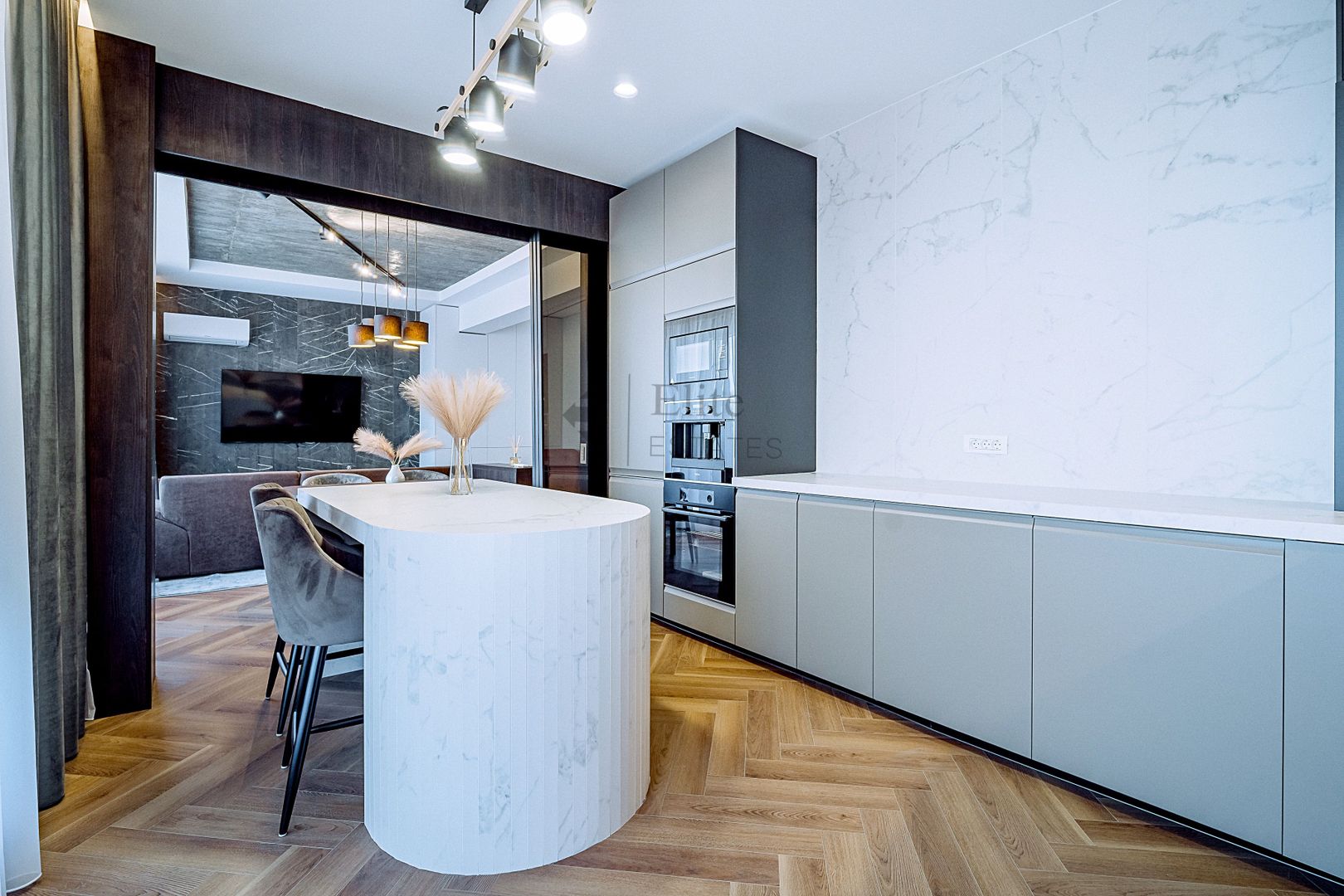 Apartament nou cu 3 camere in bloc "Verde" Zona Centrala - Poză 6