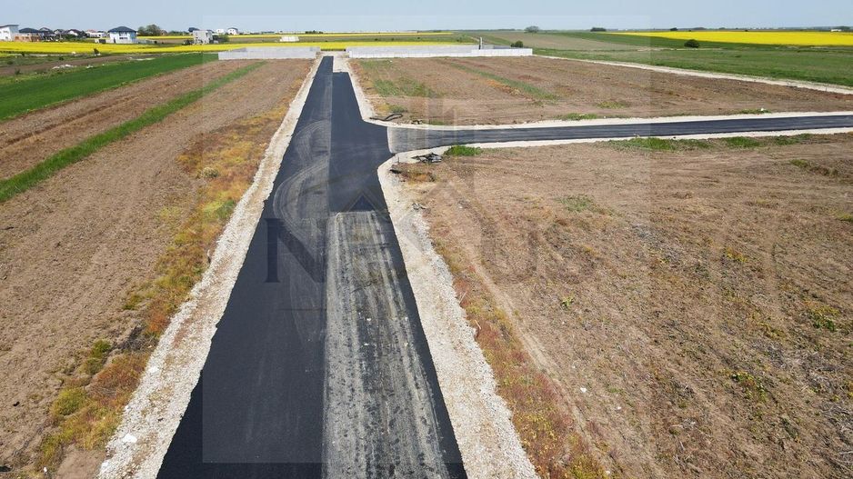 Berceni - Teren Intravilan - 475 mp - Utilitati - Posibilitate Rate - Poză 1