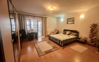 Casă tip englezesc/ Vlădești – 124 mp utili, mobilată și utilată - Poză 17