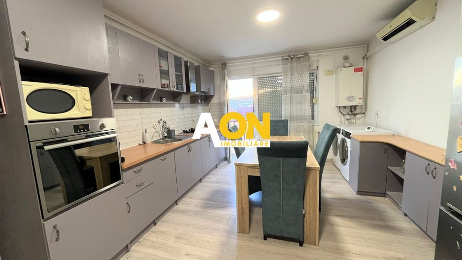 Apartament cu 3 camere, zona Kaufland - Poză 1
