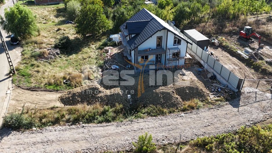 Casă nouă cu mansardă – teren 500 mp *Chicerea-Tomești - Poză 7